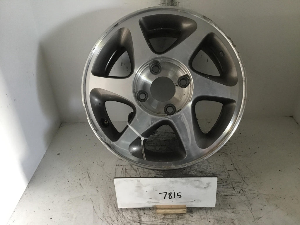 1998-1999 Nissan Altima OEM Aluminum Wheel