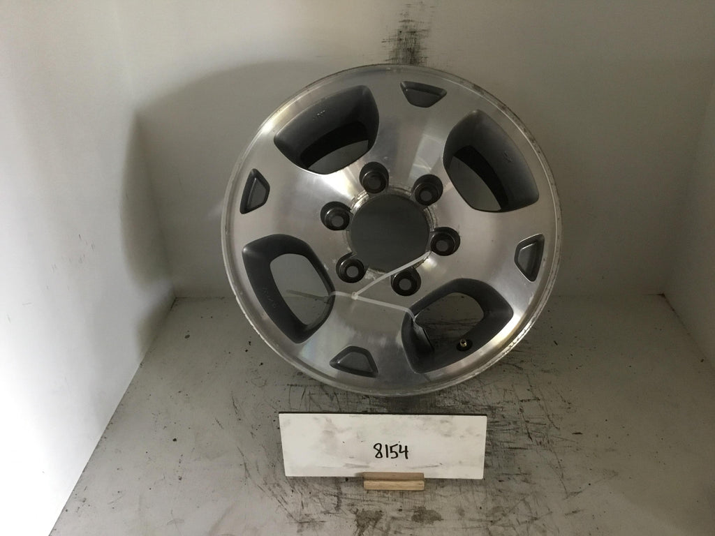 2000-2001 Nissan Xterra OEM Aluminum Wheel