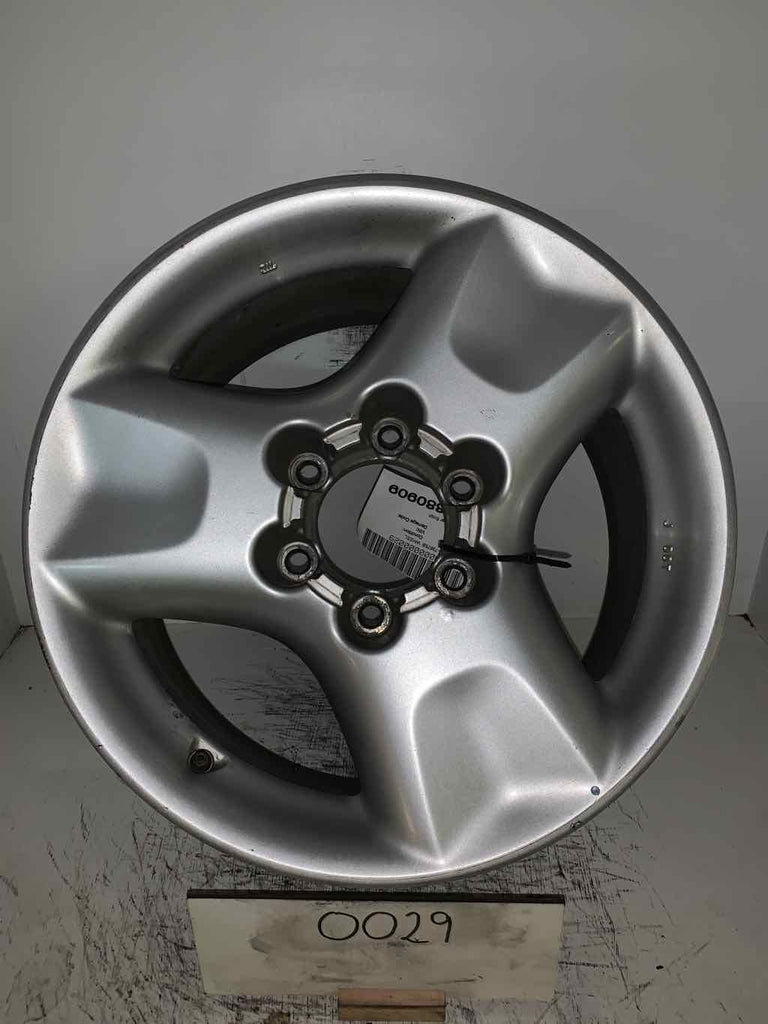 2001-2003 Infiniti QX4 OEM Aluminum Wheel